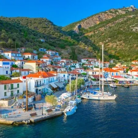 Lejlighed Trikeri Pleasant *