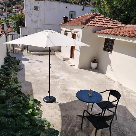 Trikeri Pleasant Lejlighed